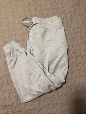 Lululemon Grey Scuba Joggers